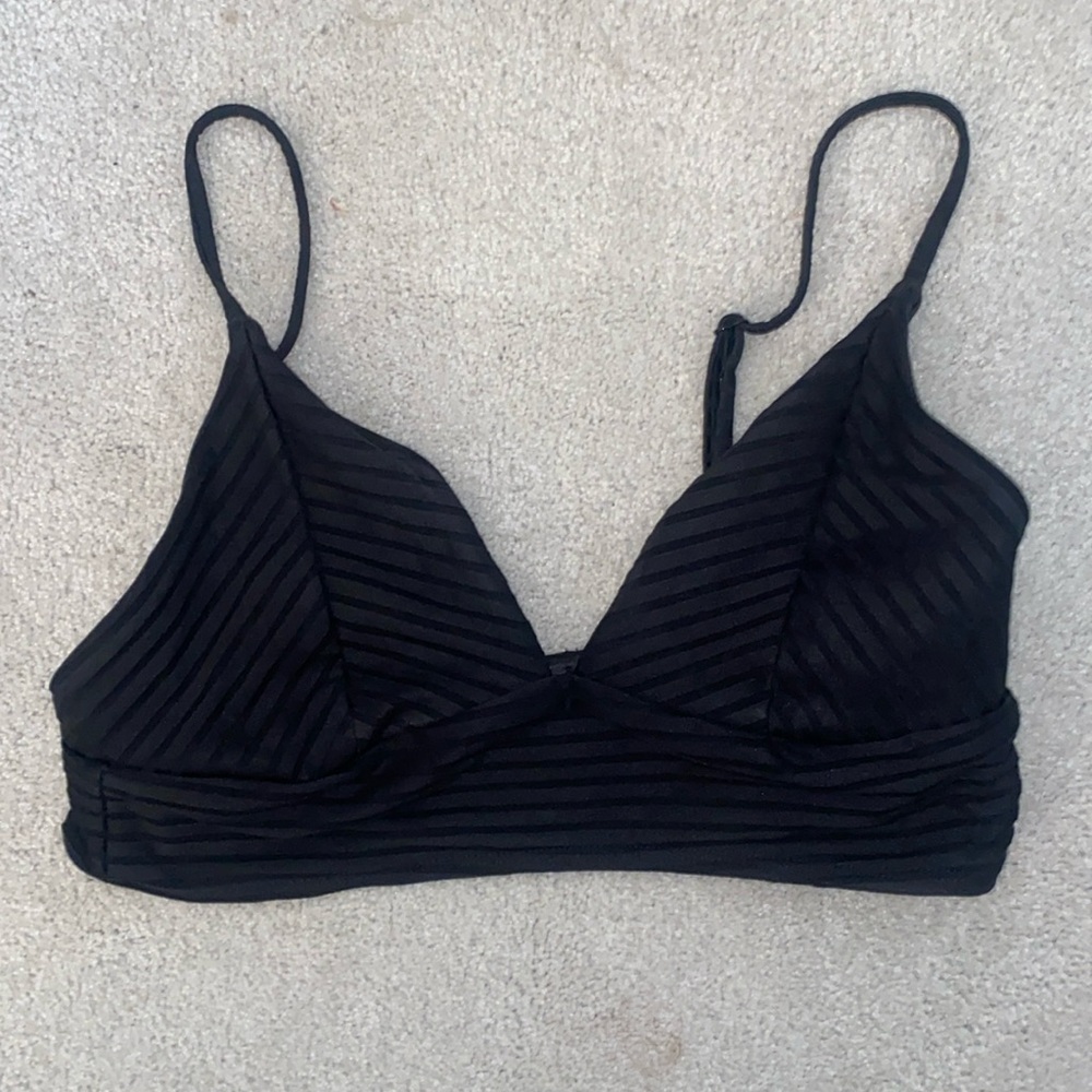 Black bikini top
